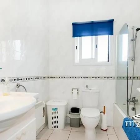 Modern Apartament 2 In 아파트 파포스